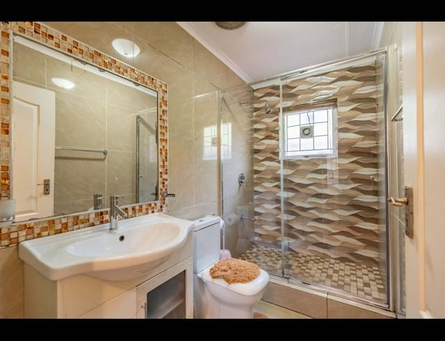 3 BEDROOM TOWNHOUSE FOR SALE IN SHERWOOD